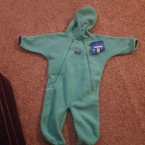 12 month Patagonia bunt suit